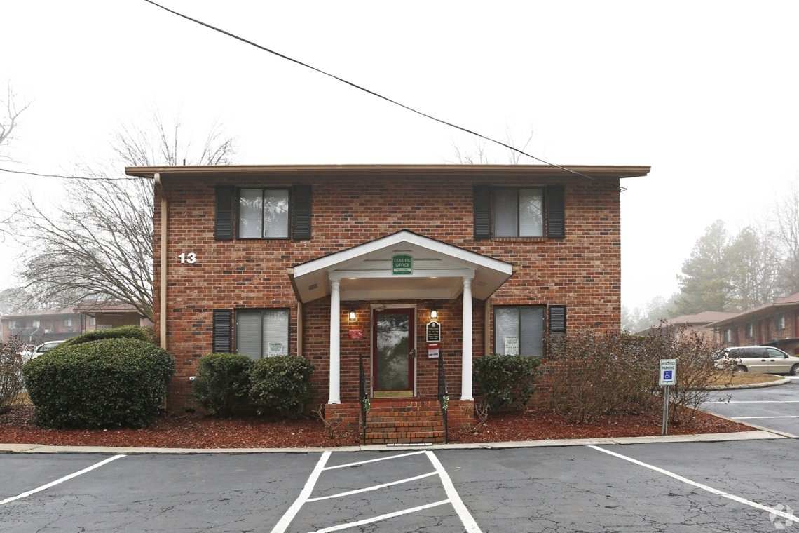 Country Gardens exterior view